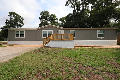 16501 E Emerson Cir Photo 1