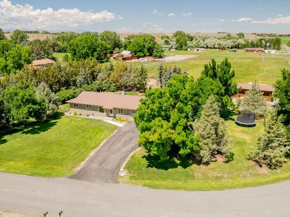 31 McCullough Rd, Cody, WY 82414