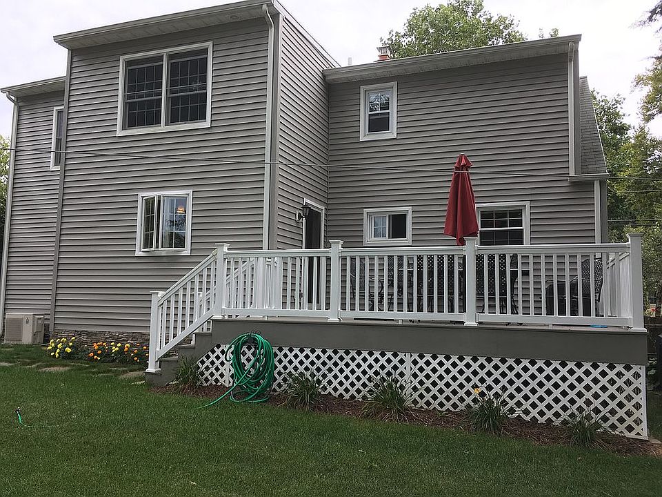 2nd image of 40 Wayne Blvd