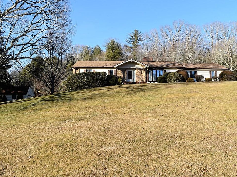 1st image of 206 Rainbow Dr