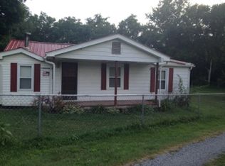 493 Long Hollow Rd, Maryville, TN 37801