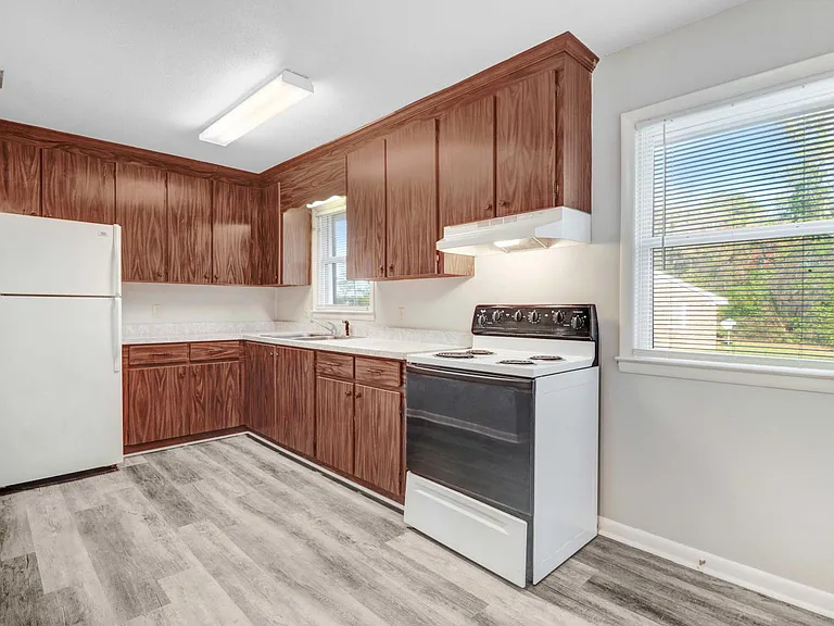 151 Scott Hills Dr #D-1 — Photo 13