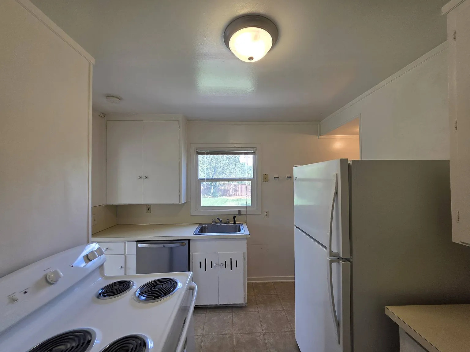 1206 Putnam Street - 1 — Photo 2