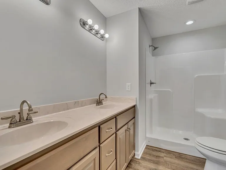 393 Flowertown Rd — Photo 6
