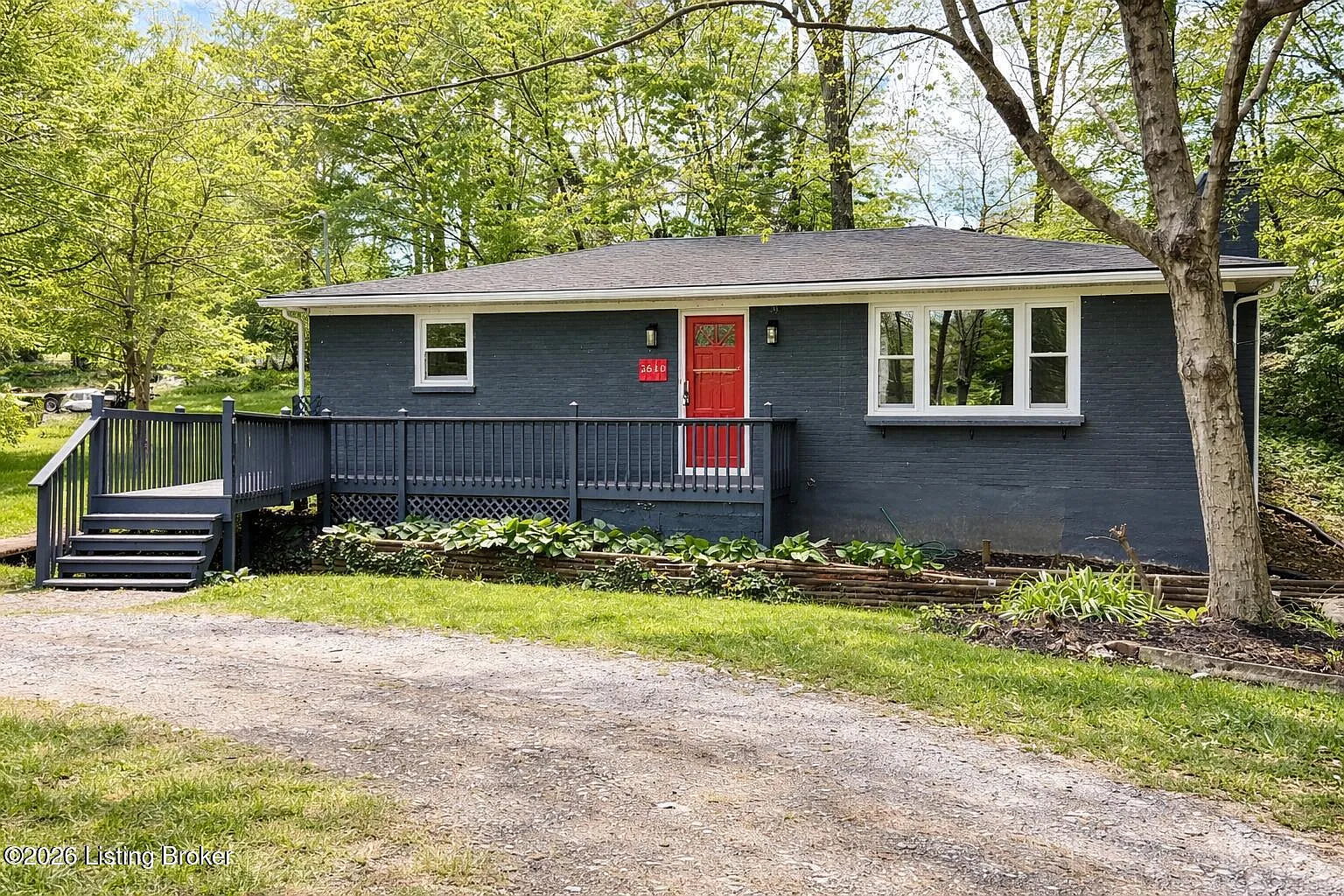 3 bed, 2.0 bath, 1856 sqft, $2,275 — Photo 1