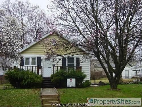 1st image of 102 Grandin Ave