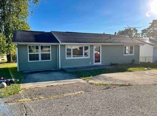 918 Alvin St, Flatwoods, KY 41139