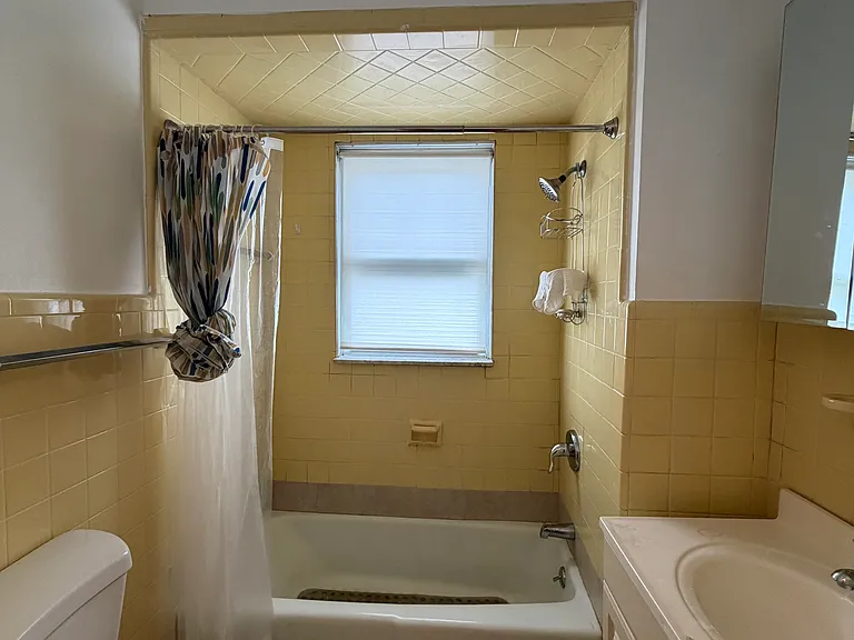 13 Maple St #2 — Photo 4