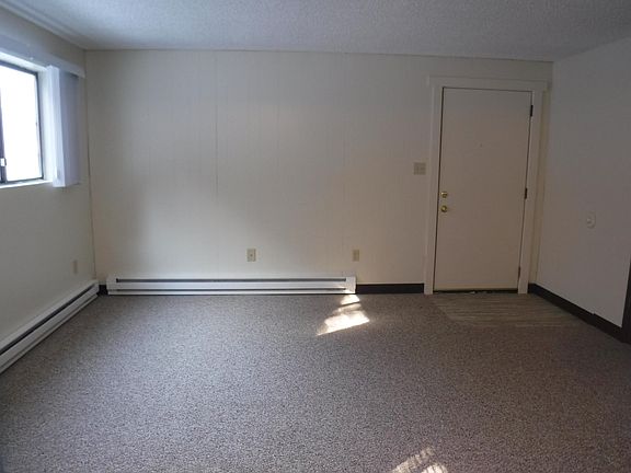 2nd image of 807 SW Higgins Ave APT 2