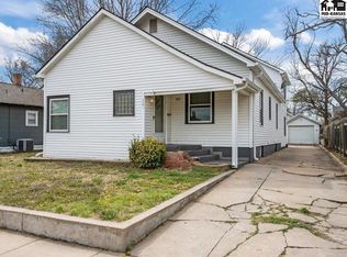 307 Champa St, Pratt, KS 67124