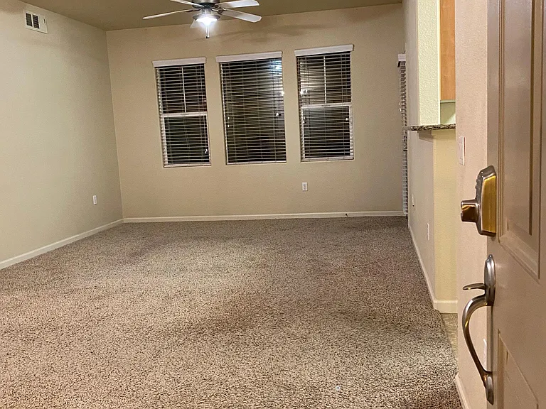 700 Moon Cir — Photo 11