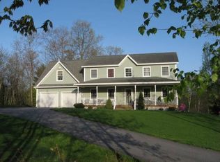 40 Skillings Woods Rd, Turner, ME 04282