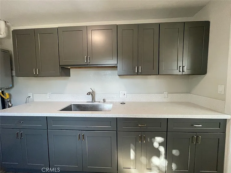 924 W Chestnut Ave #9241/2 — Photo 5