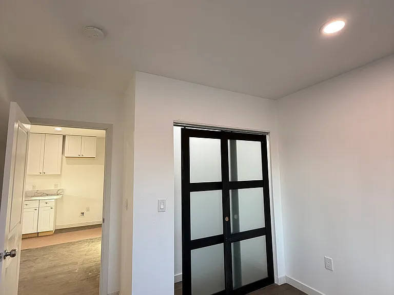 14273 Eastridge Dr — Photo 10
