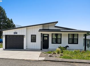 5705 Rollo Dr, Neskowin, OR 97149