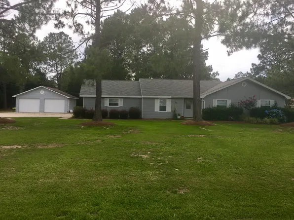 60 Andrea St, Baxley, GA 31513