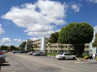 2058 Ainslie D #D, Boca Raton, FL 33434