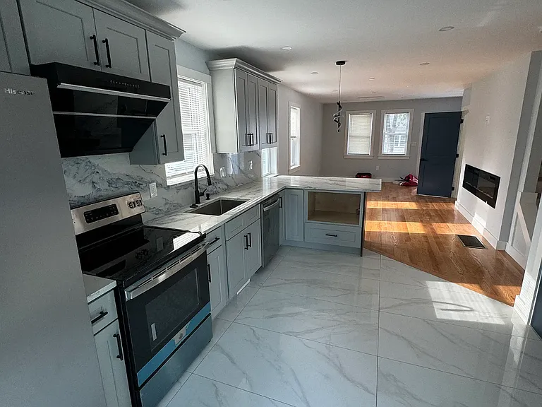 18 Montclair Ave #3 — Photo 1