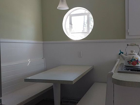 2nd image of 106 Forest Dr