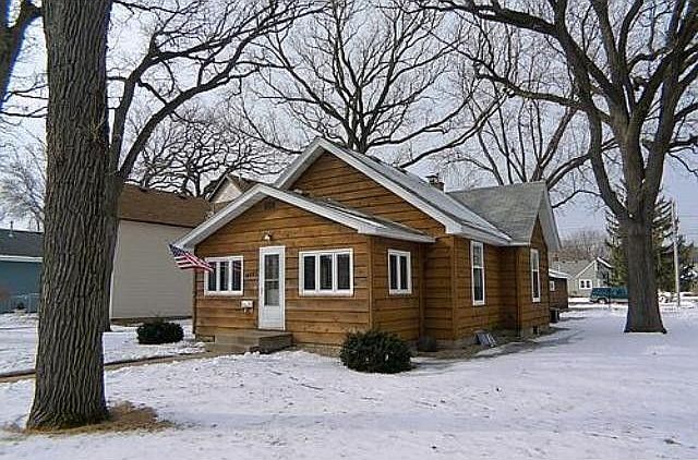 1st image of 4825 Division Ave