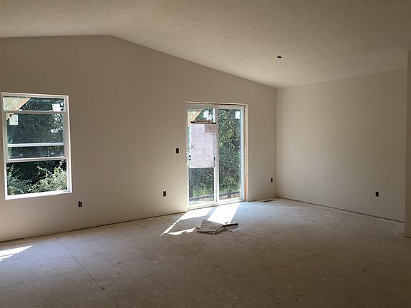3rd image of 20220 Lolo Ave