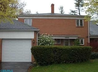 2066 Farleigh Rd, Columbus, OH 43221