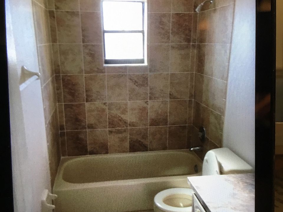 2nd image of 2506 Lackland Ave