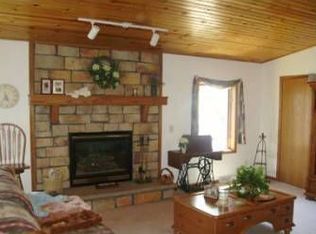 510 S Krosdahl Ln, Gwinn, MI 49841