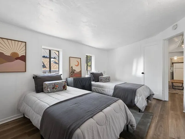 1512 Pine St — Photo 14