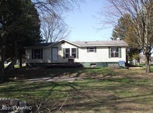 6765 W Ann Rd, Ludington, MI 49431