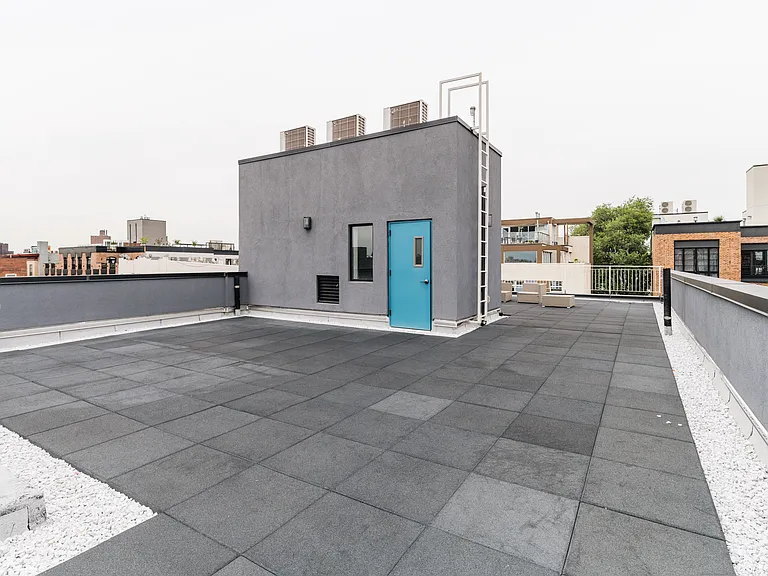 982 Willoughby Ave #1A — Photo 14
