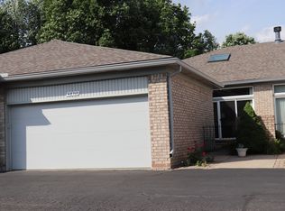 48718 Aberdeen Ct, Shelby Township, MI 48315