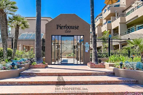 1200 Pacific Coast Hwy #327 Photo 1