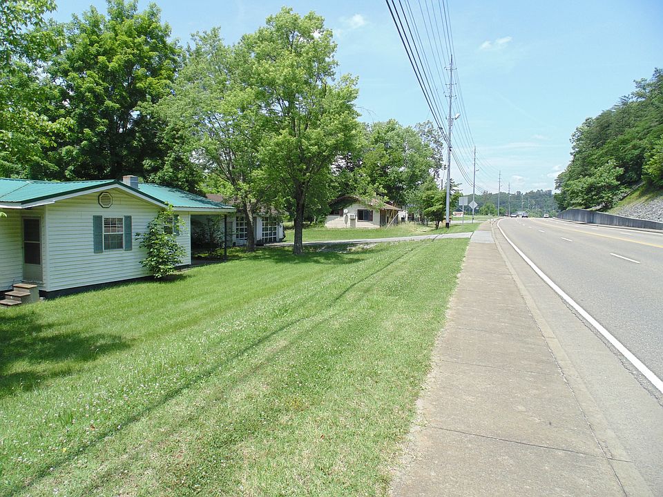 2nd image of 1454 Wears Valley Rd