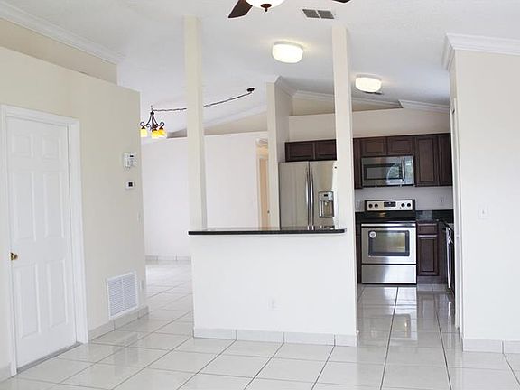4th image of 7894 Sagebrush Pl