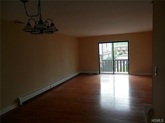 5th image of 115 Buckingham Ct
