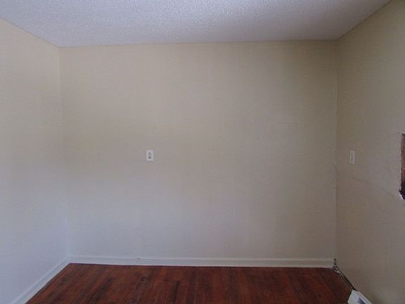 4th image of 123 Dixie Dr
