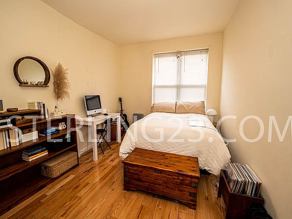 3rd image of 3604 Ditmars Blvd #2B