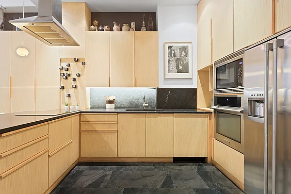 Sold by Compass | media 4