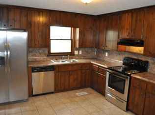 567 Charing Cross Dr, Marietta, GA 30066