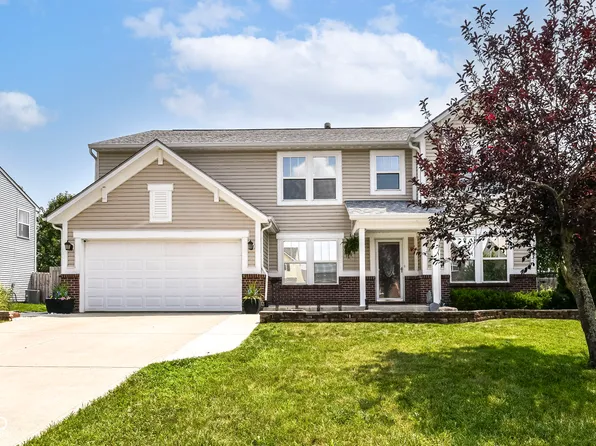 2245 S Logan Dr, New Palestine, IN 46163