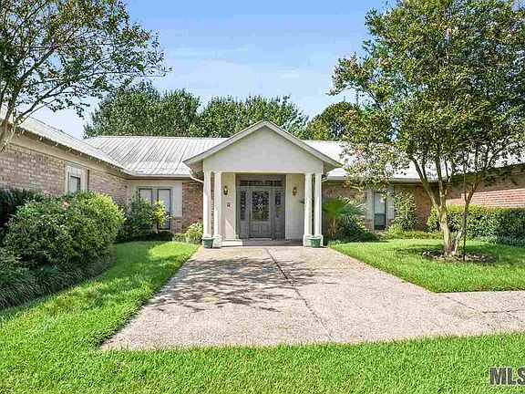 2nd image of 22530 Talbot Dr