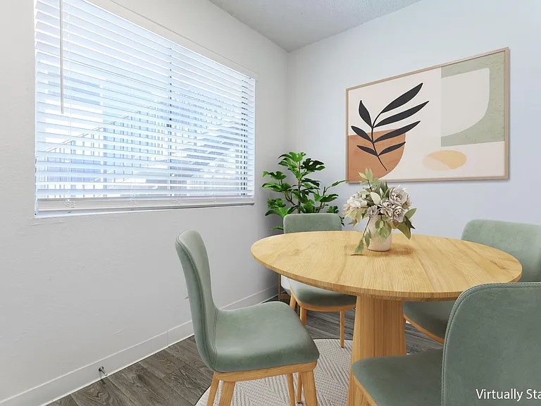 Palisade Park Aparments — Photo 27