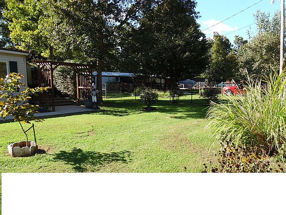 2nd image of 5 Cherry Ln