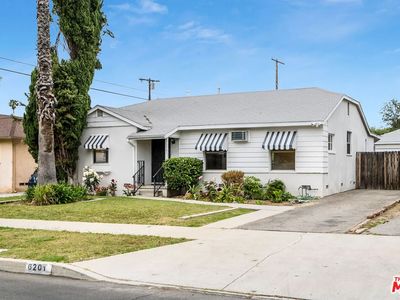 6201 Colbath Ave, Van Nuys, CA, 91401