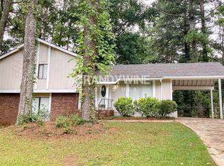 8868 Sterling Ridge Ln, Jonesboro, GA 30238