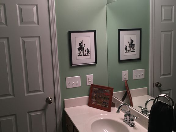 Wynn's Custom Cabinets