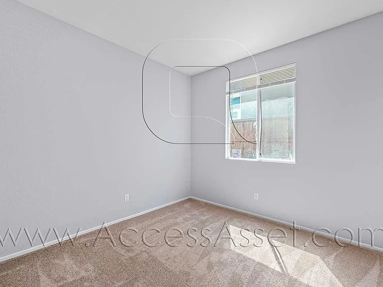 27090 Adelanto Dr — Photo 6