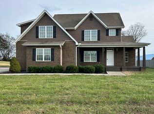 310 Oak Vista Dr, Dandridge, TN 37725