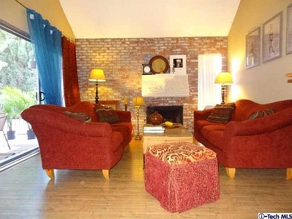 4th image of 20155 Keswick St Unit 220